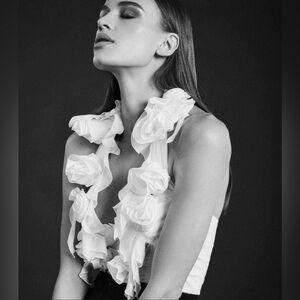 Anne Fontaine Fahela Blouse White Sleeveless Halter Style Shirt With V-Neckline